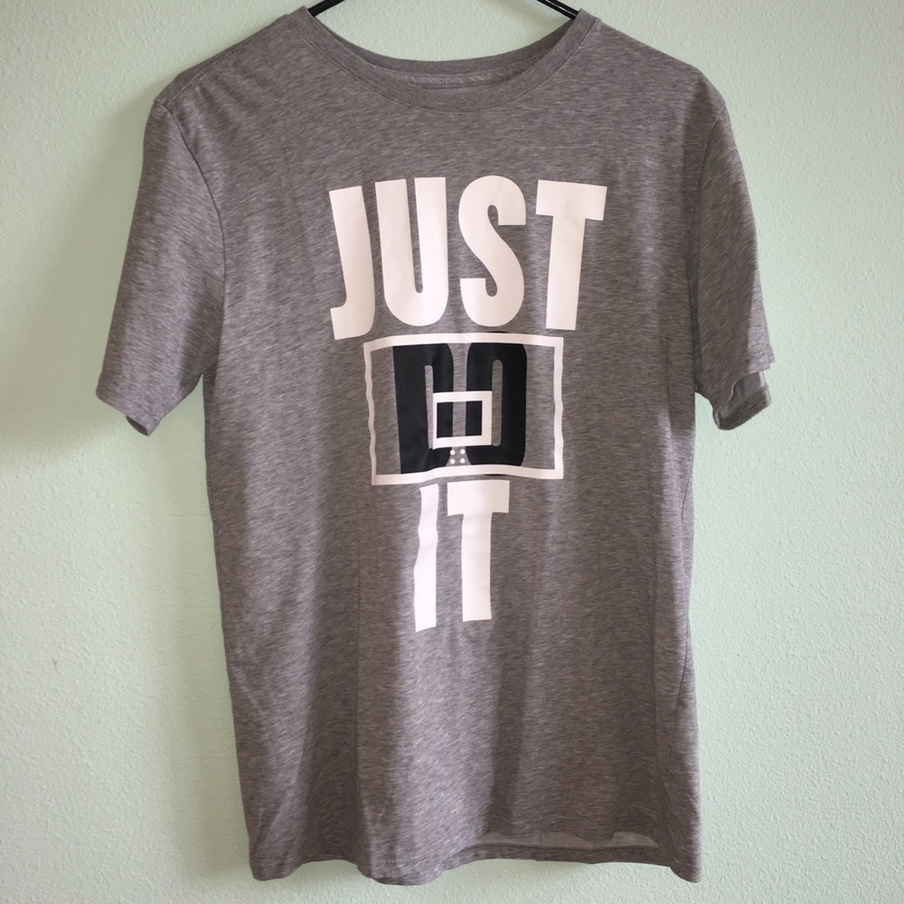 Nike Tee